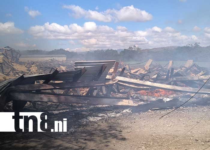 Foto: Incendio en fábrica de tabaco en Estelí / TN8