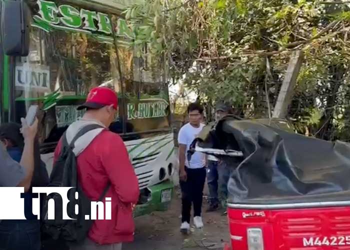 Foto: Fuerte accidente de tránsito en Ticuantepe / TN8