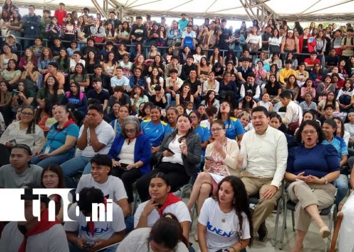 Foto: Bienvenida a los Nuevo Ingreso de la UNAN Managua / TN8