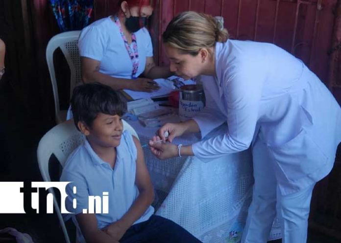 Foto: Vacunación contra el Virus del Papiloma Humano (VPH) en Managua / TN8