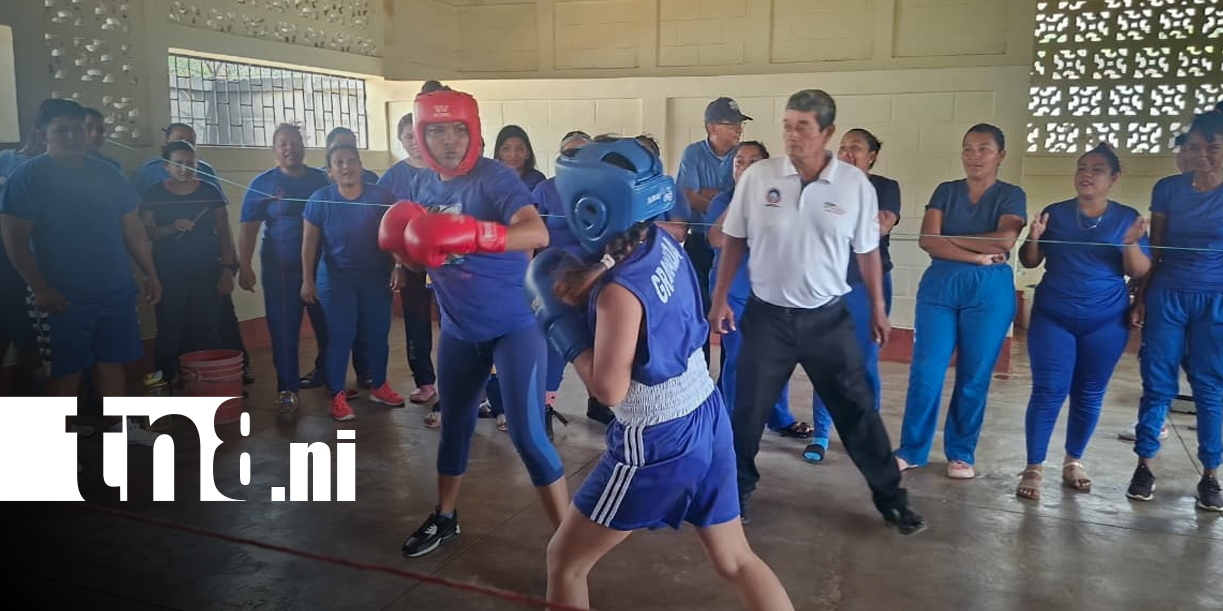 Foto: Privados de libertad participan en actividades deportivas en homenaje a la mujer/TN8