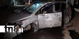 Foto: Joven resulta lesionado tras aparatoso vuelco de vehículo en Nindirí (VIDEO)/TN8