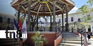 Foto: Inauguran nuevo kiosko central en Plaza - Parque Juan José Quezada/TN8