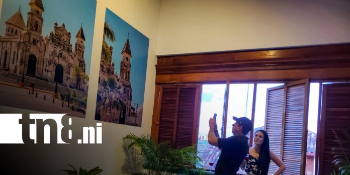 Foto: Granada revela su esencia en Expo Foto: historia, cultura y vida/TN8