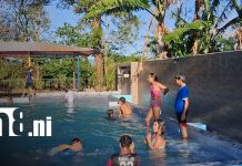 Familias disfrutan del Parque Acuático Mimados de la Revolución en Santa Teresa, Carazo Foto: Familias disfrutan del Parque Acuático Mimados de la Revolución en Santa Teresa, Carazo/TN8