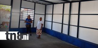 Foto: Dos familias reciben nuevas viviendas en Managua/TN8