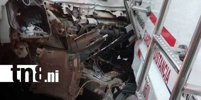 Foto: Accidente en peligrosa cuesta de Río Blanco casi termina en tragedia/TN8 Foto: Accidente en peligrosa cuesta de Río Blanco casi termina en tragedia/TN8