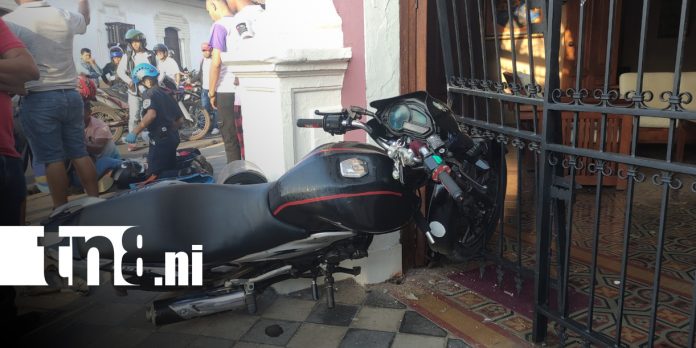 Foto: Dos personas lesionadas tras accidente de tránsito en Granada/TN8