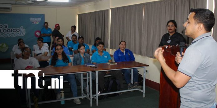 Foto: Granada: INATEC impulsa educación inclusiva con curso de señas/TN8