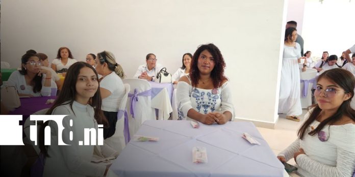 Foto:“Piedras Preciosas” honra a la mujer cristiana en Nicaragua / TN8
