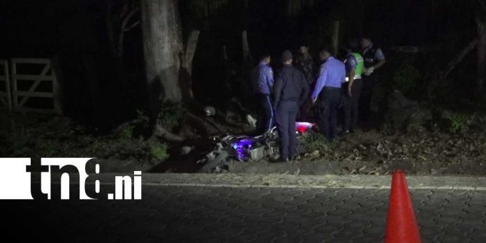 Foto: Joven que volvía de fiesta muere en accidente en carretera de Ometepe/TN8