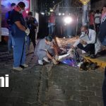 Adulto mayor muere al caer de bus de la Ruta 102 en marcha Foto: Tragedia en bus de la 102: adulto mayor cae de bus en movimiento/TN8