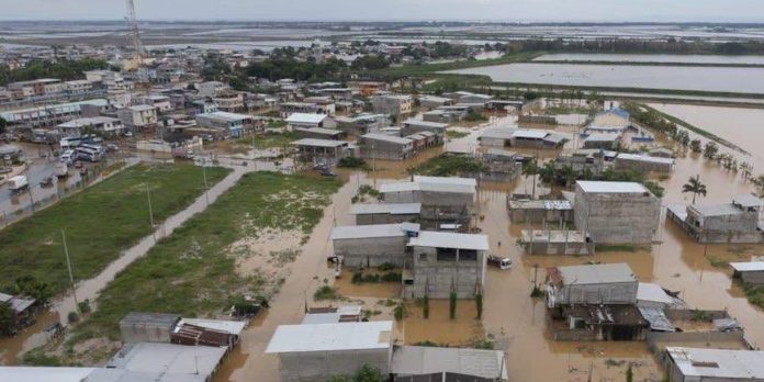 2 Foto: Ecuador eleva a cinco los fallecidos por lluvias intensas/Cortesía