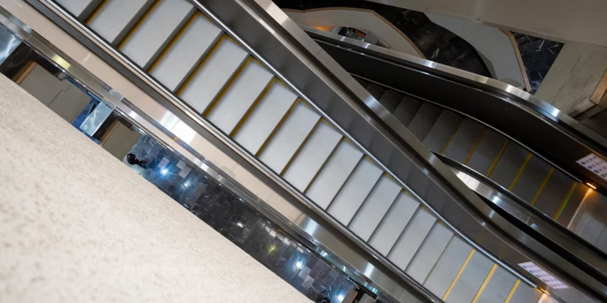 Foto: Tragedia en el Metro: hombre muere tras caer de las escaleras/Cortesía