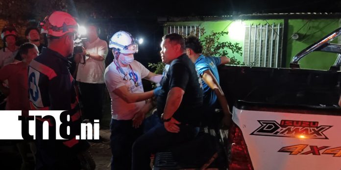 Foto: Accidente por baches casi termina en tragedia en Managua/TN8