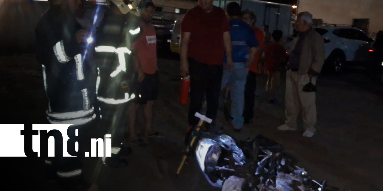 Foto: Incendio consume moto dentro de garaje en Matagalpa/TN8