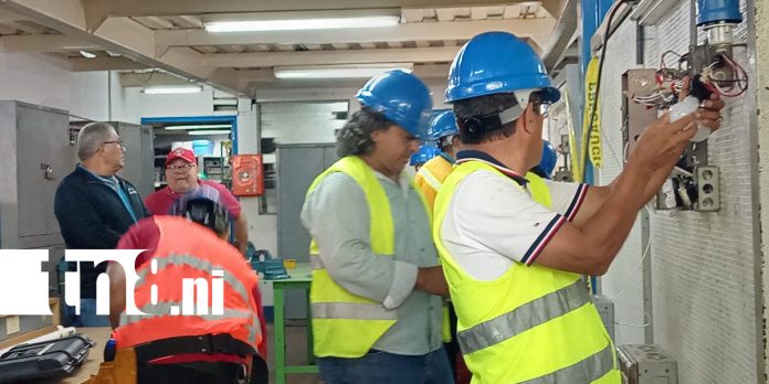 Foto: Docentes combinan teoría y práctica para garantizar aprendizaje seguro y profesional /TN8
