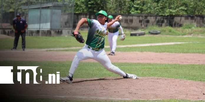Foto: Mineros del Caribe y Fieras del San Fernando dividen honores en Siuna/TN8