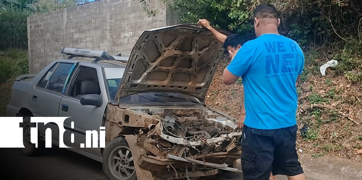Foto: Conductor ebrio provoca accidente y se estrella contra vivienda en Jinotepe/TN8