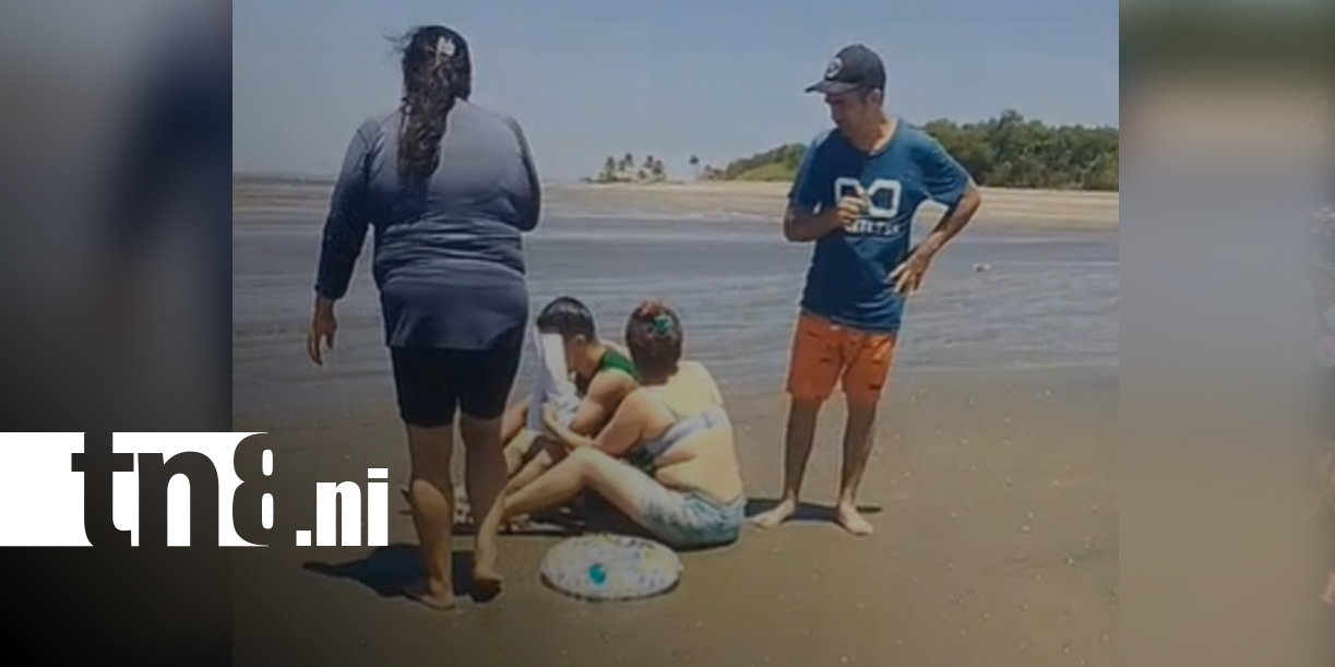 Foto: Fuerte oleaje casi cobra la vida de dos personas en playa San Diego/TN8