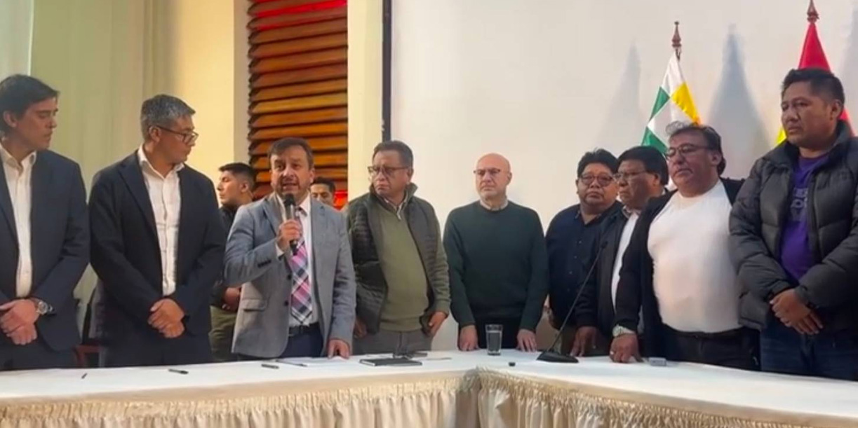 Foto: Gobierno de Bolivia y sector transporte /cortesía 