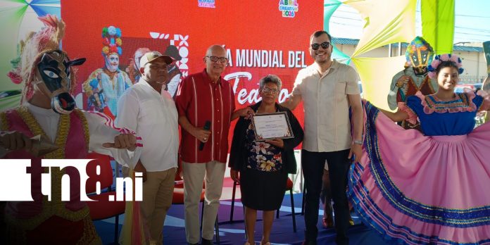 Foto: Tradicionalistas de Carazo reciben reconocimiento por el Día Mundial del Teatro/TN8