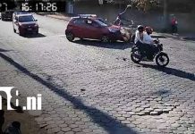 Imprudencia al volante provoca fuerte accidente en Managua (VIDEO) Foto: Accidente en Managua /TN8