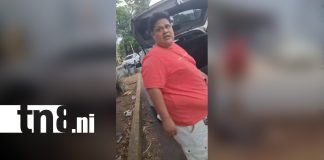 Foto: Captan a conductor botando basura en Managua/TN8