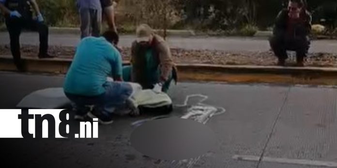 Foto:Muere peatón en Villa Sol, Managua/ TN8