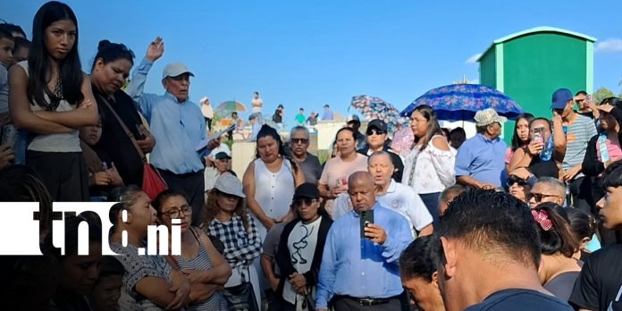Foto: Dan último adiós a predicador asesinado en Jinotepe/TN8