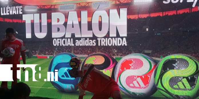 Foto: Super7 presenta el balón oficial Adidas TRIONDA /TN8