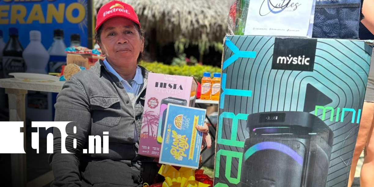 Foto: Diversión y premios en Poneloya con Crónica TN8