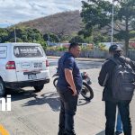Mujer resulta lesionada tras ser atropellada por microbús en el 7 Sur, Managua Foto: Microbús embiste a mujer en el 7 Sur, Managua /TN8