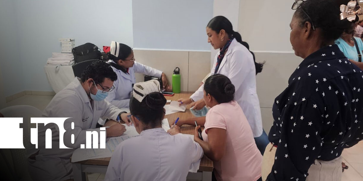 Foto: Feria de salud para mujeres en hospital de Bilwi / TN8