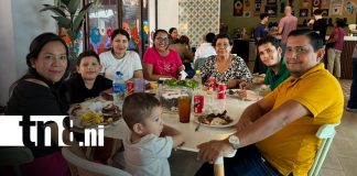Foto: Las 4 Esquinas y La Casona se llenan de alegría para conmemorar el Día de la Mujer/TN8