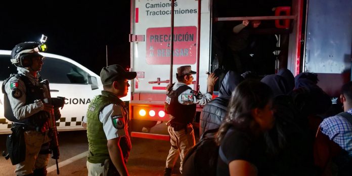 Foto: Rescatan a más de 200 migrantes hacinados en México /Cortesía