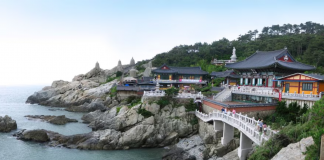 Foto: Haedong Yonggungsa: el templo que redefine el turismo espiritual/Cortesía