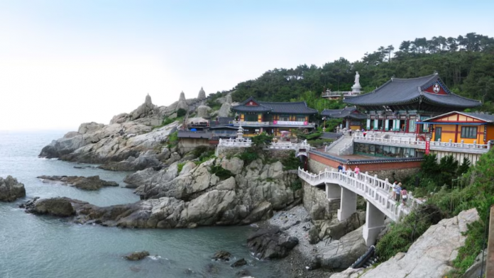 Foto: Haedong Yonggungsa: el templo que redefine el turismo espiritual/Cortesía