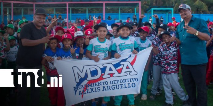 Foto: Más de 160 niños reciben uniformes para torneo de Pequeñas Ligas en Bilwi/TN8