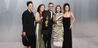 Foto: “The Singers” y “Two People Exchanging Saliva” comparten el Oscar/ Cortesìa