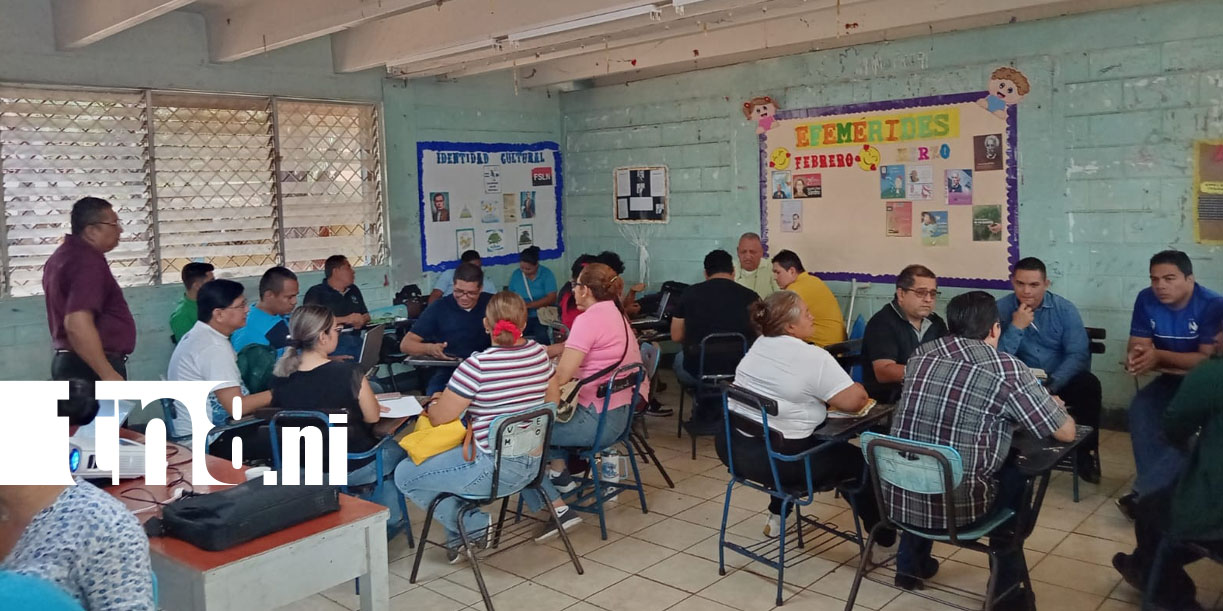 Foto: Docentes refuerzan la calidad de la enseñanza en Managua/TN8