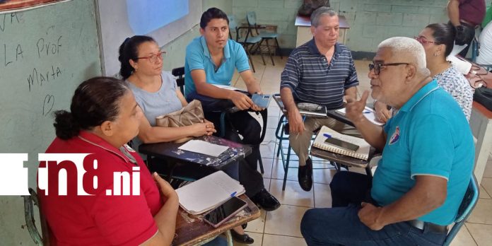 Foto: Docentes refuerzan la calidad de la enseñanza en Managua/TN8