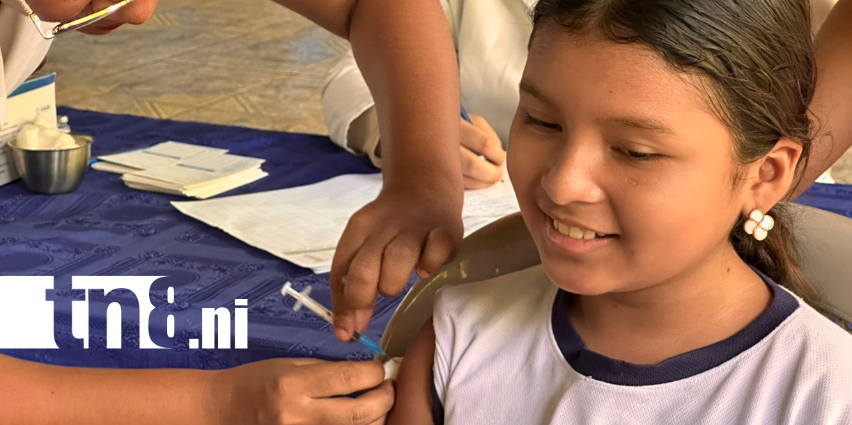 Foto: Niños reciben segunda dosis de vacuna contra el VPH en Managua /TN8