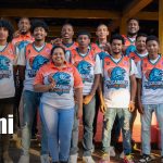 Foto: Entrega de uniformes al equipo de baloncesto en Pescadores del Caribe Norte / TN8