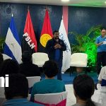 Foto: Conversatorio sobre la Cruzada Nacional de Alfabetización / TN8