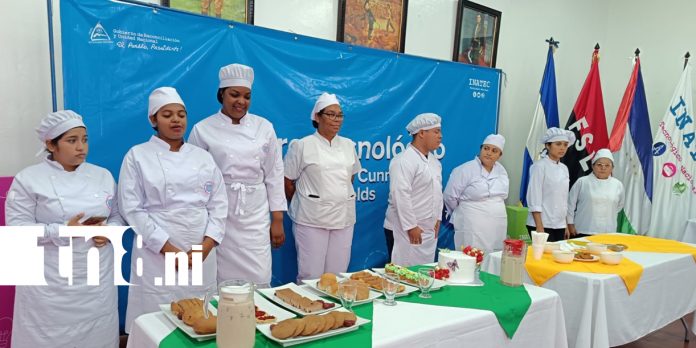 Foto: Estudiantes de gastronomía inauguran la temporada de cuaresma /TN8