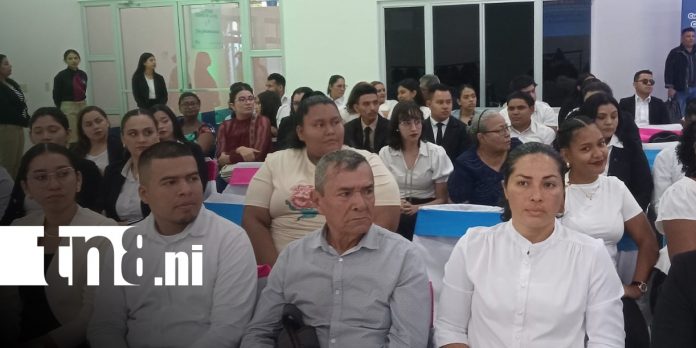 Foto: Promoción de docentes de inglés en Nicaragua / TN8