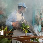 Familias del barrio Villa Benito Escobar, en Managua, reciben a las brigadas médicas Foto: Fumigación y abatización por Managua / TN8