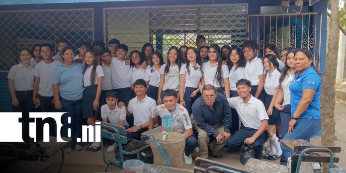 Foto: Limpieza ejemplar del Colegio Santa Clara se vuelve viral en Nicaragua / TN8 Foto: Limpieza ejemplar del Colegio Santa Clara se vuelve viral en Nicaragua / TN8