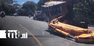 Foto: Accidentes con camiones se vuelven una "plaga" en Carretera Sur / TN8